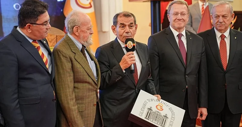 Dursun Özbek in duygusal anları: Bu anı defteri çok kıymetli