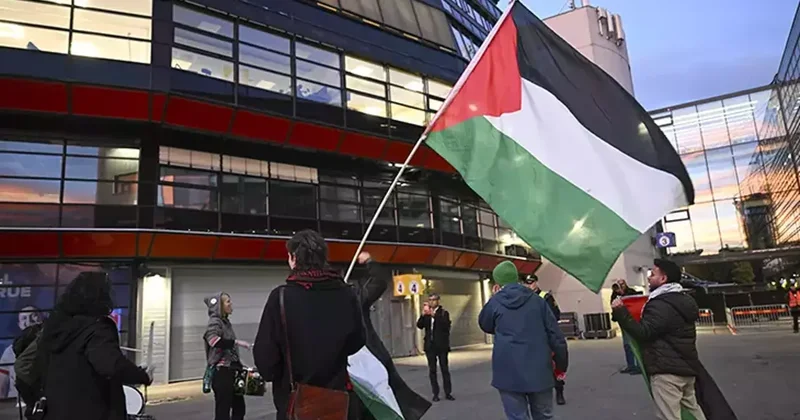 Norveç te İsrail Milli Takımı na şok: Oslo da binlerce kişi, İsrail i protesto etti Fanatik Spor Haberleri Video
