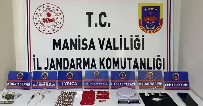 Salihli de jandarma uyuşturucu tacirini suçüstü yakaladı