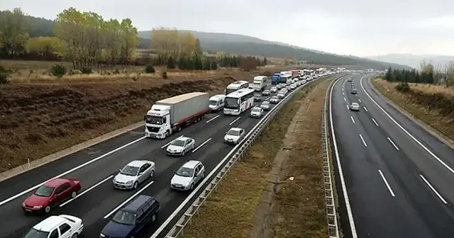 Karayollarında Son Durum: 11 Ekim 2025 trafikte son durum, kapatılan yollar, yol bakım çalışmaları bilgisi Son Dakika Haberleri