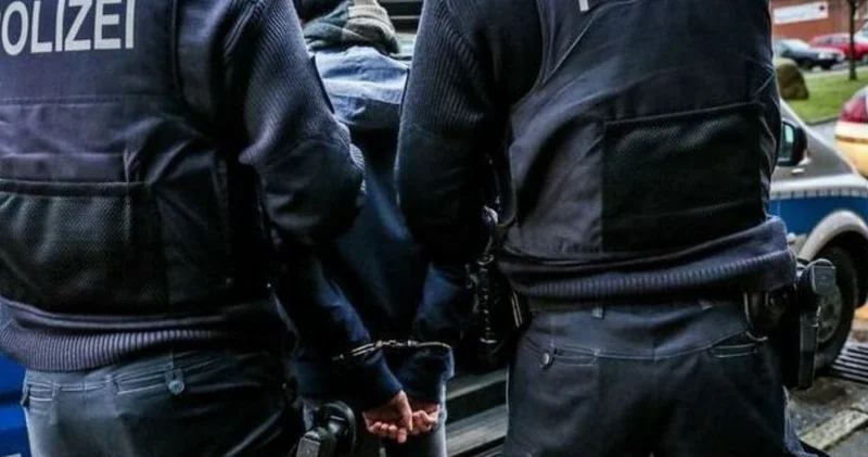Sadece 14 yaşında! 200 farklı suçtan tutuklandı