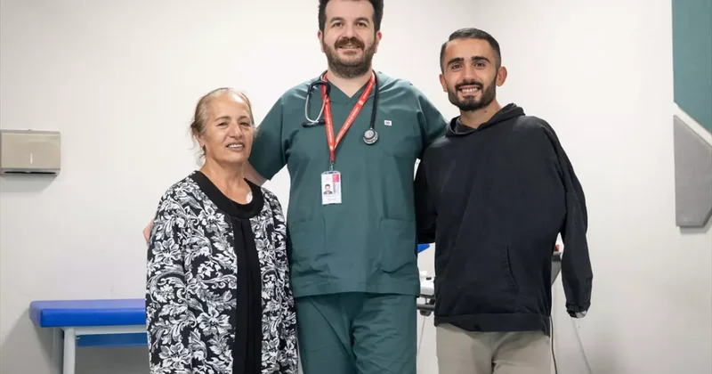 Anne ve oğul aynı gün kalp pili ile hayata tutundu