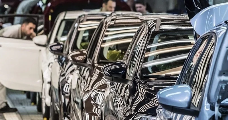 Otomotiv üretimi yüzde 2 azalarak 464 bin 290 adet oldu