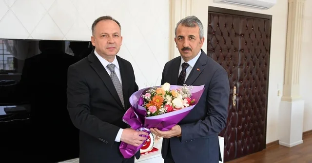 SGK Edirne İl Müdürü Süleyman Lale, Vali Sezer i ziyaret etti Edirne Haberleri