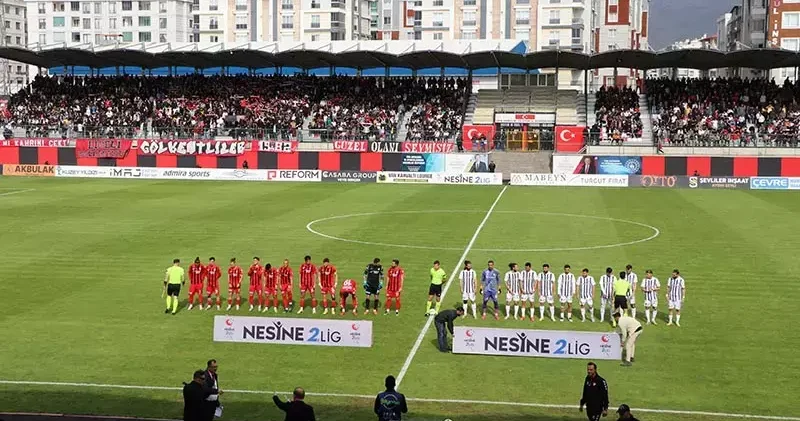 2’nci Lig Play Off maçında Vanspor, 68 Aksarayspor ile 2 2 berabere kaldı