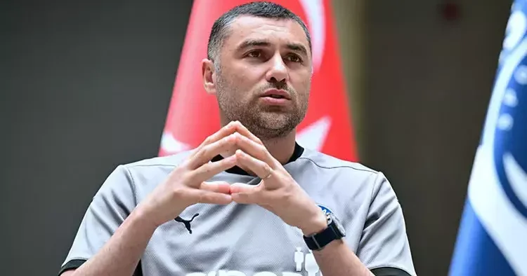 Burak Yılmaz dan Galatasaraylı Icardi ve Osimhen açıklaması! Tarafını itiraf etti