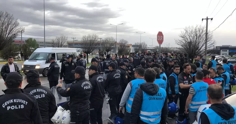 Tarihi fırsat kaçtı: Taraftar, Süper Lig ekibinin tesislerine akın etti