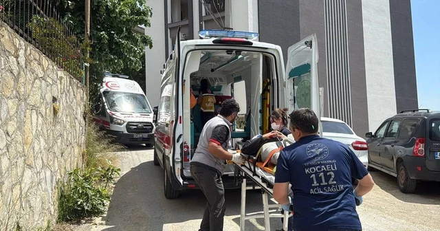 Kocaeli de inşaatta yüksekten düşen 2 işçi yaralandı Kocaeli Haberleri