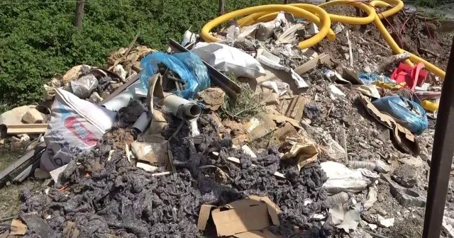 Şile’de tedirgin eden görüntü: Ormanlık alanlar çöp yığınına döndü VİDEO İZLE