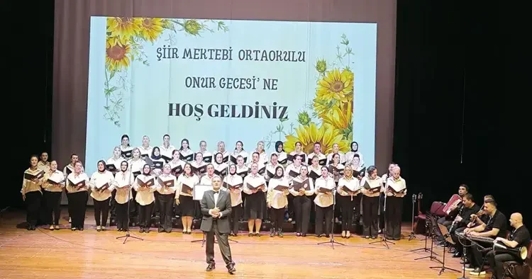 Şiir Mektebi’nin ‘Veliler Korosu’
