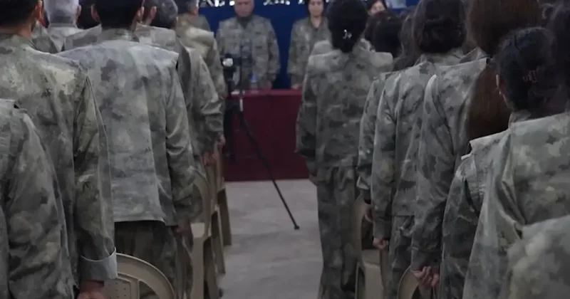 İşte terör örgütü PKK nın Silahları bırakıyoruz dediği an