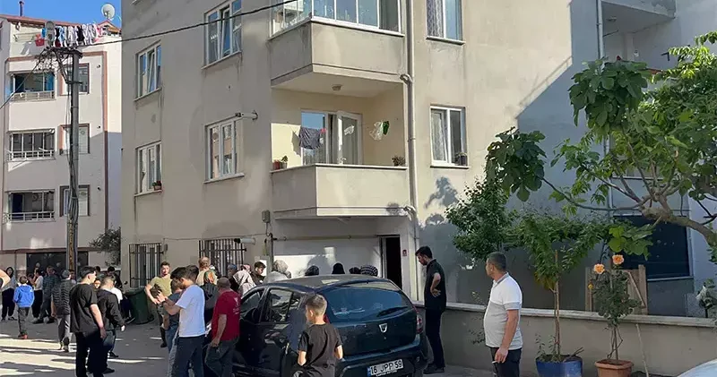 ‘Çöp atma’ tartışması kılıç ve sopalı kavgaya dönüştü: 3 yaralı