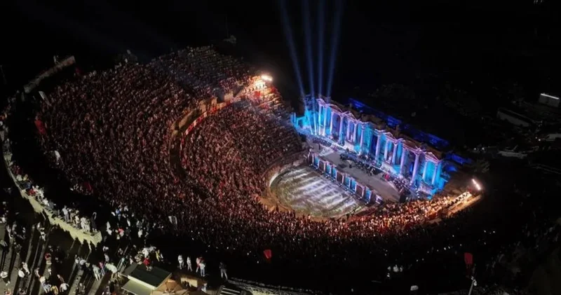 CHP den sanatçılara konser yasağı iddiasına sert tepki: Bu yasağın gerekçesi nedir?