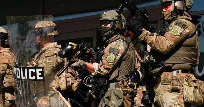 ABD de ICE karşıtı eylemler büyüyor! Los Angeles tan sonra Texas ta da Ulusal Muhafızlar göreve çağırıldı