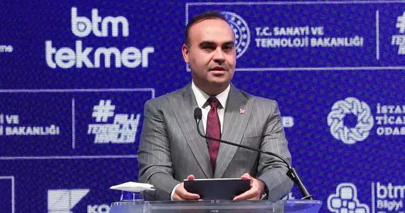 Bakan Kacır: 48 adet KAAN savaş uçağımız için Endonezya ile anlaşma imzaladık