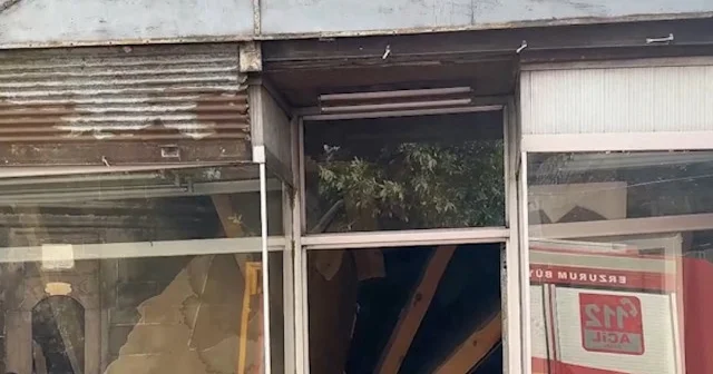 Erzurum da boşaltılan dükkanda kısmi çökme meydana geldi VİDEO İZLE
