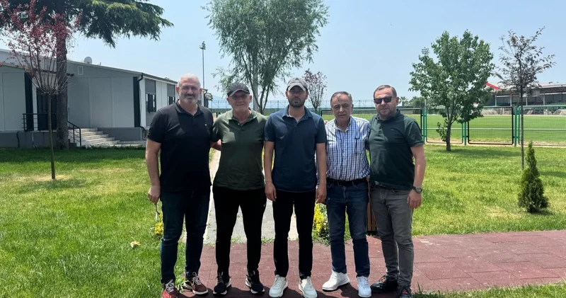 Kocaelispor da teknik direktör Selçuk İnan görevine başladı