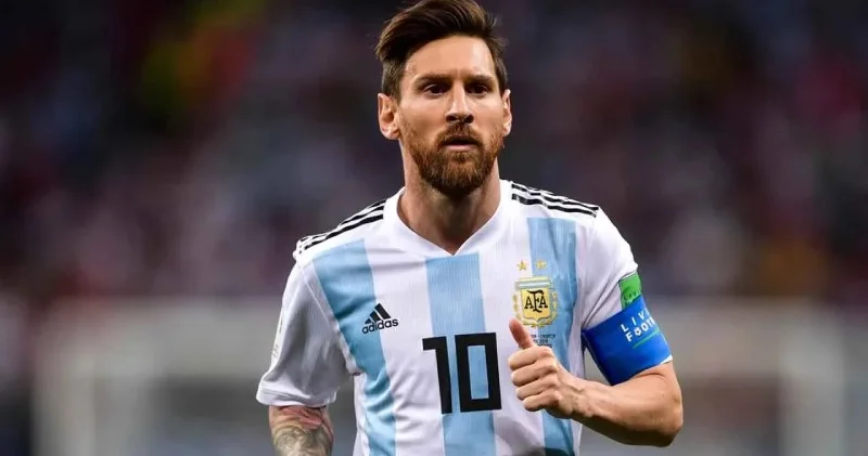 Arjantin basını bunu konuşuyor: Dünya starı Lionel Messi Galatasaray a gelebilir
