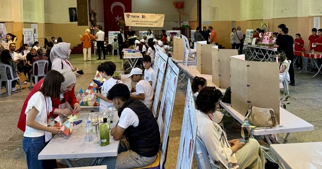 Kırşehir de TÜBİTAK 4006 C Bilim Fuarı Festivali açıldı Kırşehir Haberleri