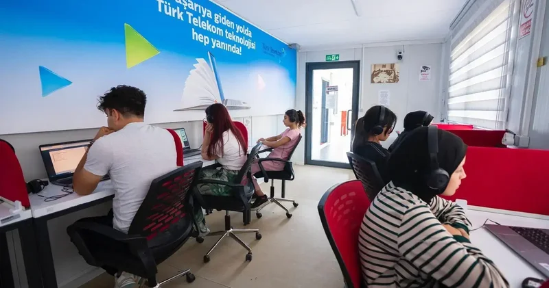 100’üncü Yıl Kütüphaneleri’nden 80 bine yakın öğrenci faydalandı
