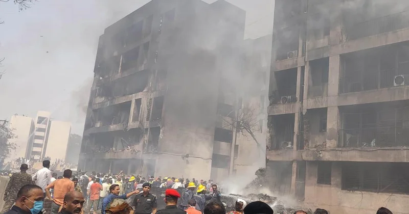 Hindistan da meydana gelen uçak kazasında 242 kişiden kurtulan olmadığı düşünülüyor