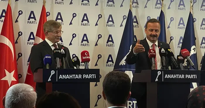 Ahmet Davutoğlu, Yavuz Ağıralioğlu nu ziyaret etti! Yetkiniz boşa düştü