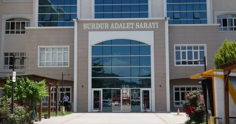 Vahşetin izleri Özge yi öldüren caninin ellerinde