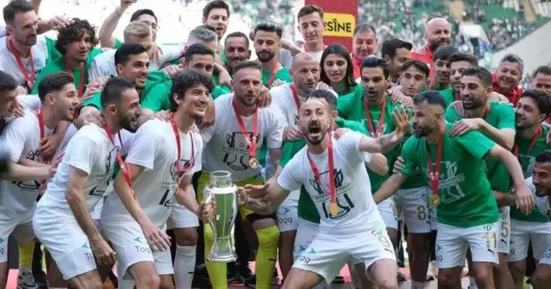 Bursaspor da birçok futbolcuyla yol ayrımı: Gözler iç transferde! Fanatik Gazetesi Futbol Haberleri Spor