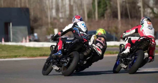 Türk motosikletçiler İtalya da podyuma çıkıyor Spor Haberleri