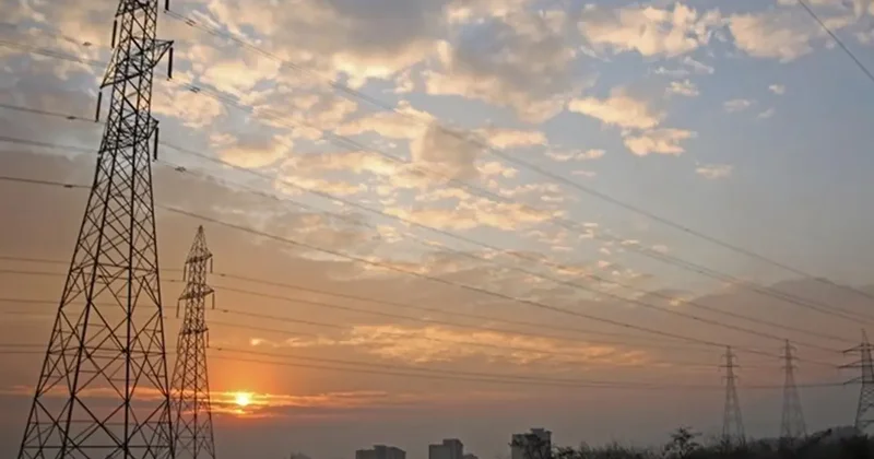 İran da enerji krizi! Hükümet 160 kurumun elektriğini kesti