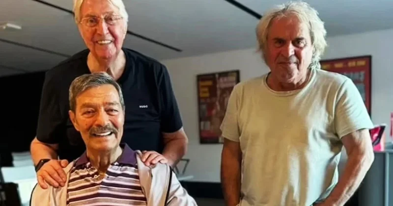 Aylardır tedavi gören usta oyuncu Kadir İnanır ın son hali ortaya çıktı Sözcü Gazetesi
