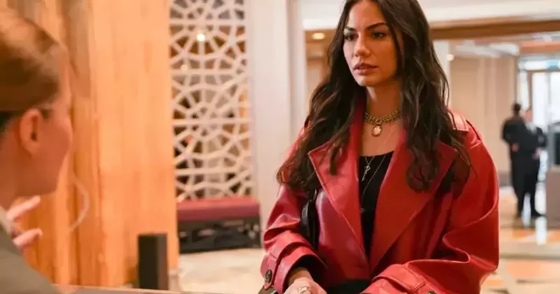 Demet Özdemir in güzelliği genetikmiş! Ablasıyla pozu çok konuşuldu