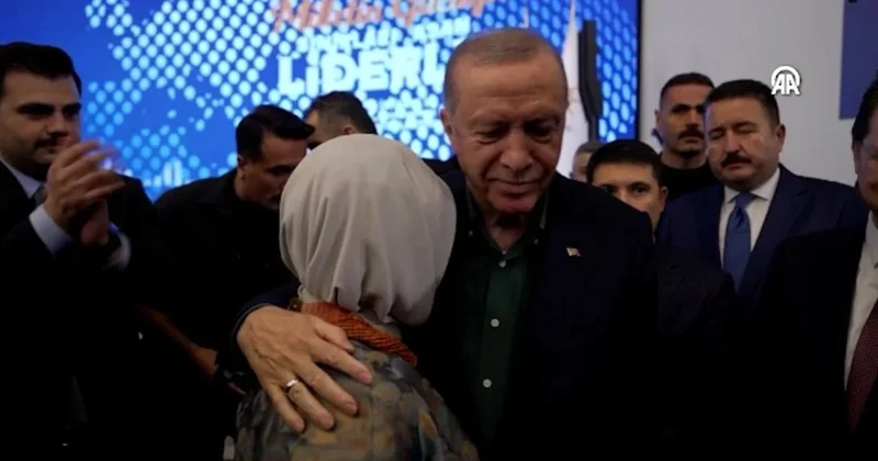 Erdoğan’ın konuşması sonrası Emine Erdoğan gözyaşlarını tutamadı Sözcü Gazetesi