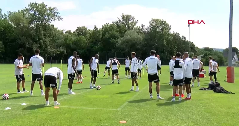 Beşiktaş günün ilk antrenmanını gerçekleştirdi