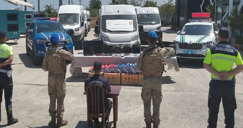 Sakarya merkezli dev dolandırıcılık çetesi çökertildi!