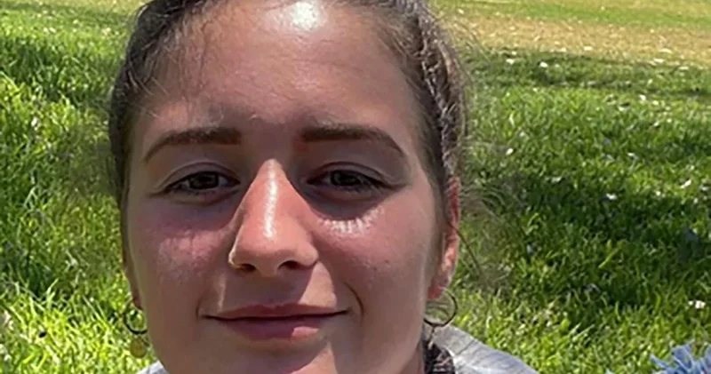 Timsahların ve yılanların arasında 12 gün boyunca hayatta kalmayı başardı