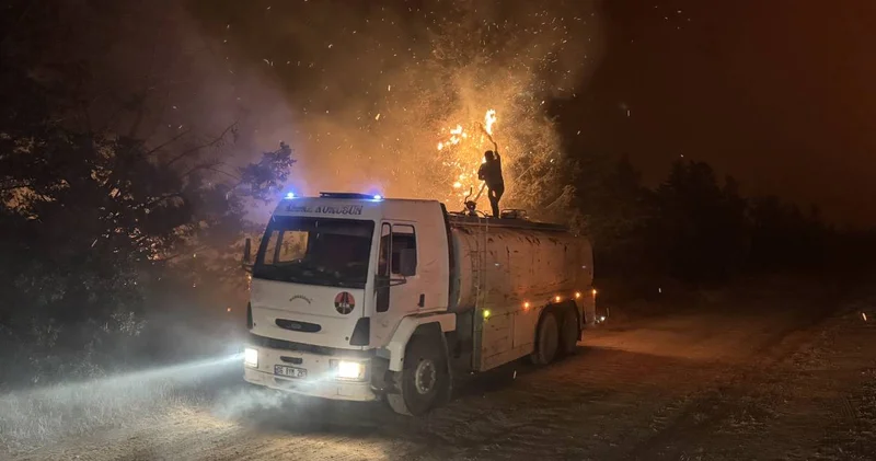 Edirne de yazlıklar boşaltıldı 2 ev küle döndü