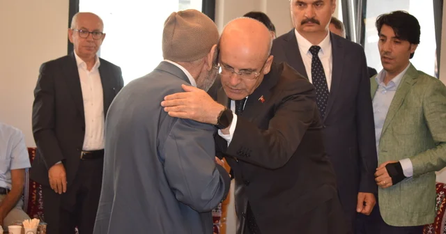 Bakan Şimşek, hayatını kaybeden ağabeyi için memleketi Batman da taziyeleri kabul etti Batman Haberleri