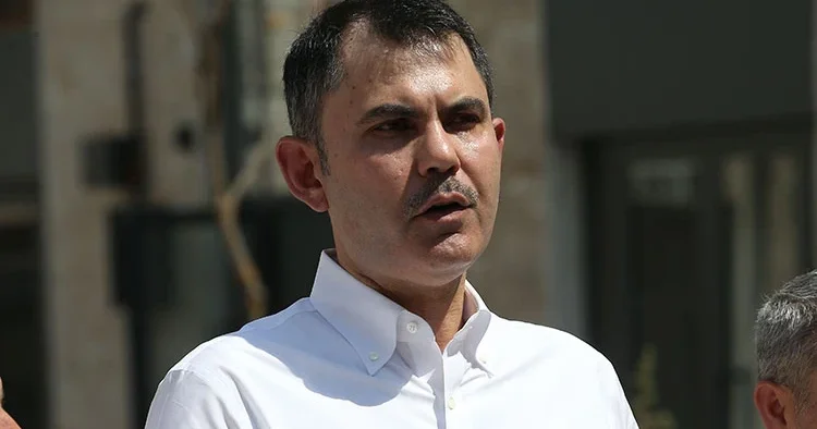 Bakan Murat Kurum: Sındırgı bölgesindeki tüm binalarda arama tarama yapacağız