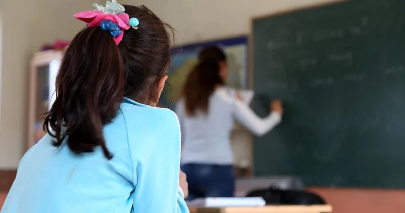 Öğretmenlerin il içi yer değiştirme sonuçları açıklandı