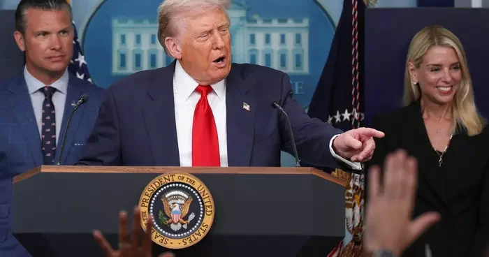 Trump, Çin ABD arasındaki gümrük vergisi ateşkesini 90 gün daha uzattı