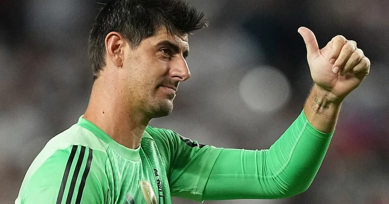 Real Madrid kalecisi Courtois nın Galatasaray cevabı olay oldu Sözcü Gazetesi