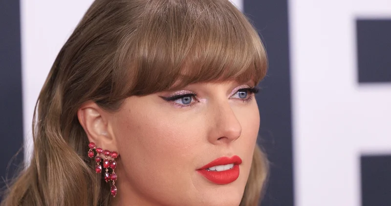 Taylor Swift 12. stüdyo albümünün adını açıkladı: The Life of a Showgirl