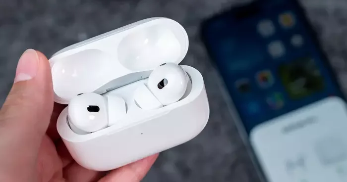 Görselleri iOS 26 beta 6 da bulundu: Apple, AirPods’u çevirmene dönüştürecek!
