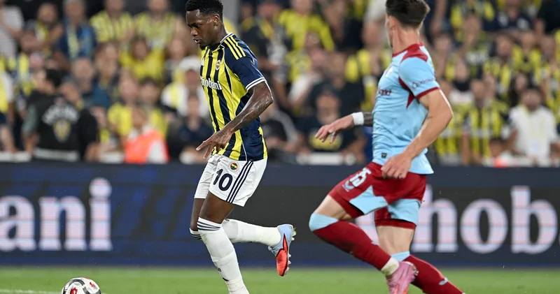 Fenerbahçe de Jhon Duran şoku: Oyuna devam edemedi