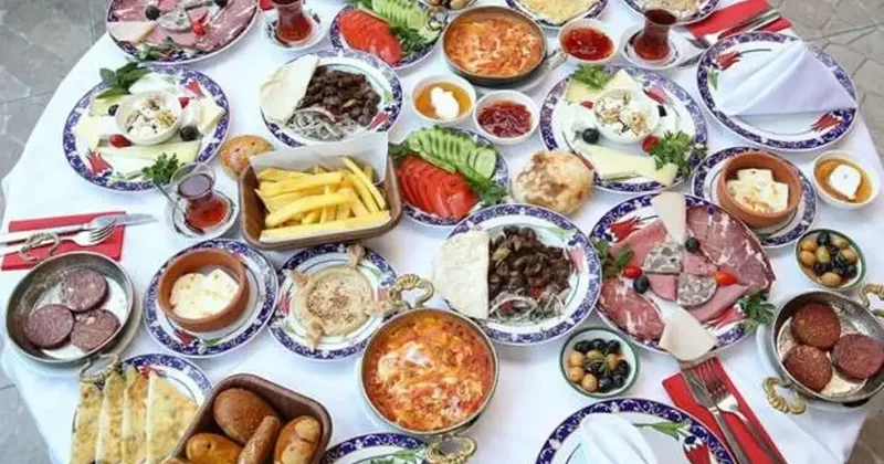 Açık büfe ve serpme kahvaltıda yeni dönem! Hükümet düğmeye bastı