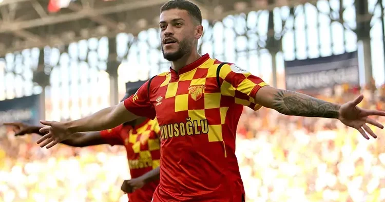 Ve Romulo transferinde anlaşma tamam! Rekor bedelle Bundesliga yolcusu