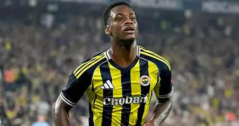 Fenerbahçeli Jhon Duran Barselona da