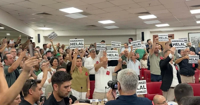 Aydın da gerilim dinmiyor: CHP liler toplantıya alınmadı, salona polis girdi Sözcü Gazetesi