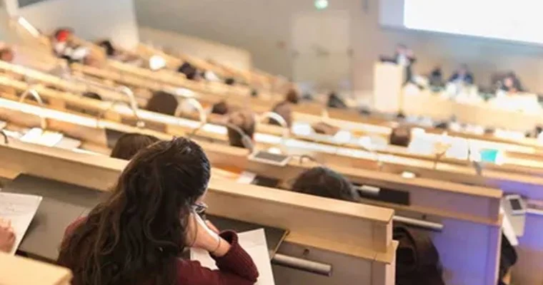 Öğrencinin yükü artıyor: Üniversite okumanın aylık maliyeti asgari ücretin iki katını aştı